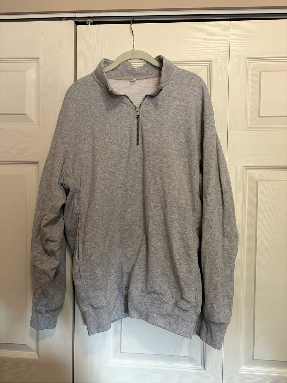 Uniqlo Light Gray Half-Zip Pullover
